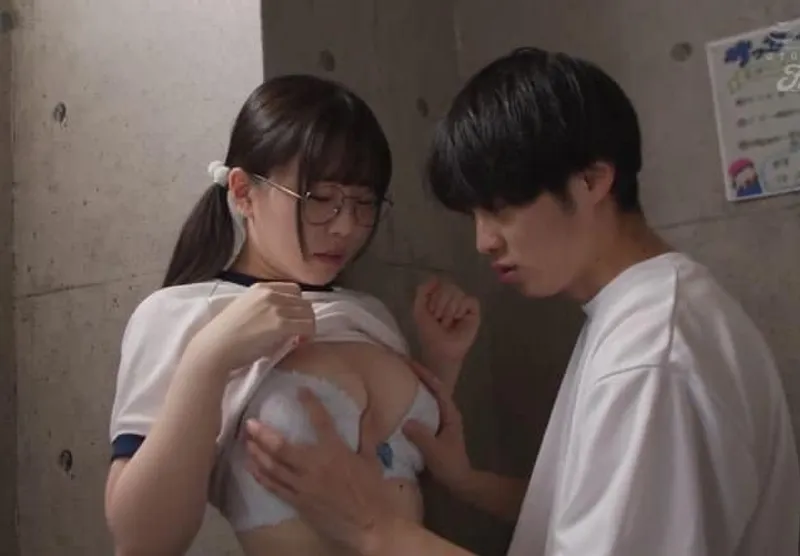 được cô bạn thân cho sờ mó cặp vú bự và tôi muốn nhiều hơn thế nữa