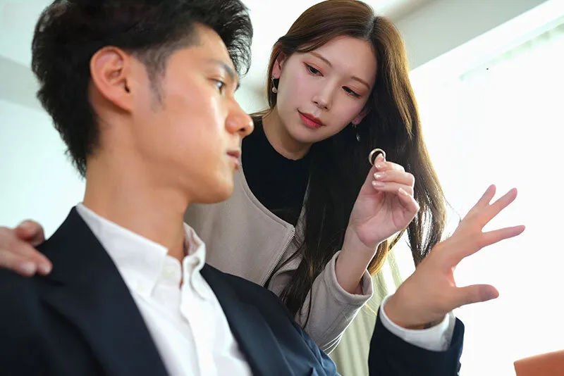 Vợ yêu đi đi giã ngoại, anh xã ở nhà bị nhỏ em cô vợ gạ chịch không trượt phát nào